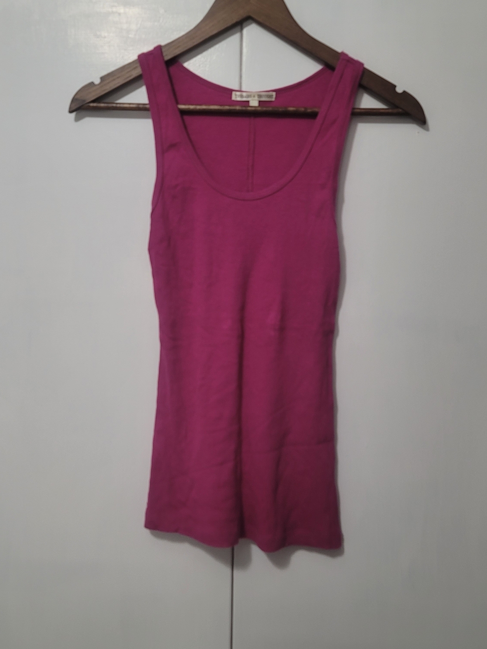 Threads 4 Thought Magenta Scoop Neck Tank Top
